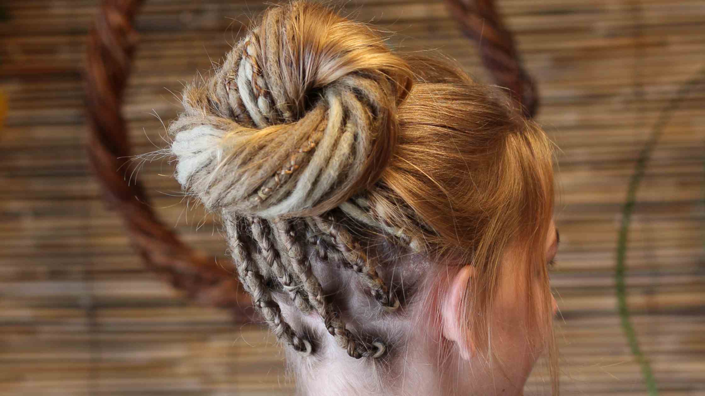 Sådan påsættes SE (Single ended) Dreadlock Extensions