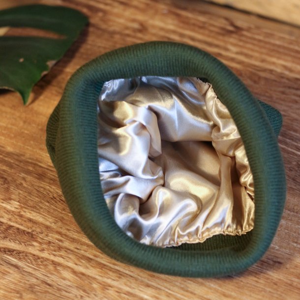 Satin-gefütterte Mütze