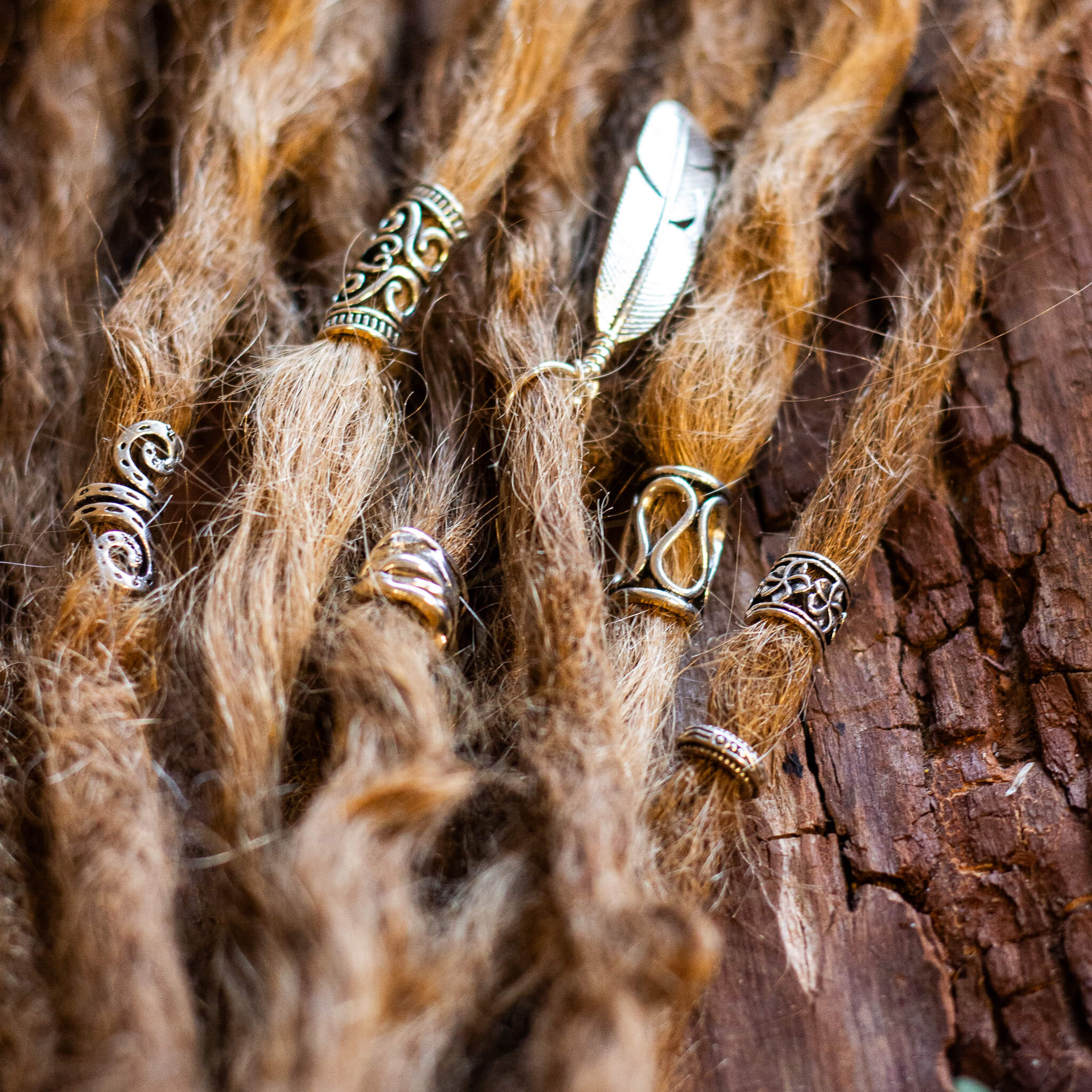 Silver Feather Dread Bead Sæt