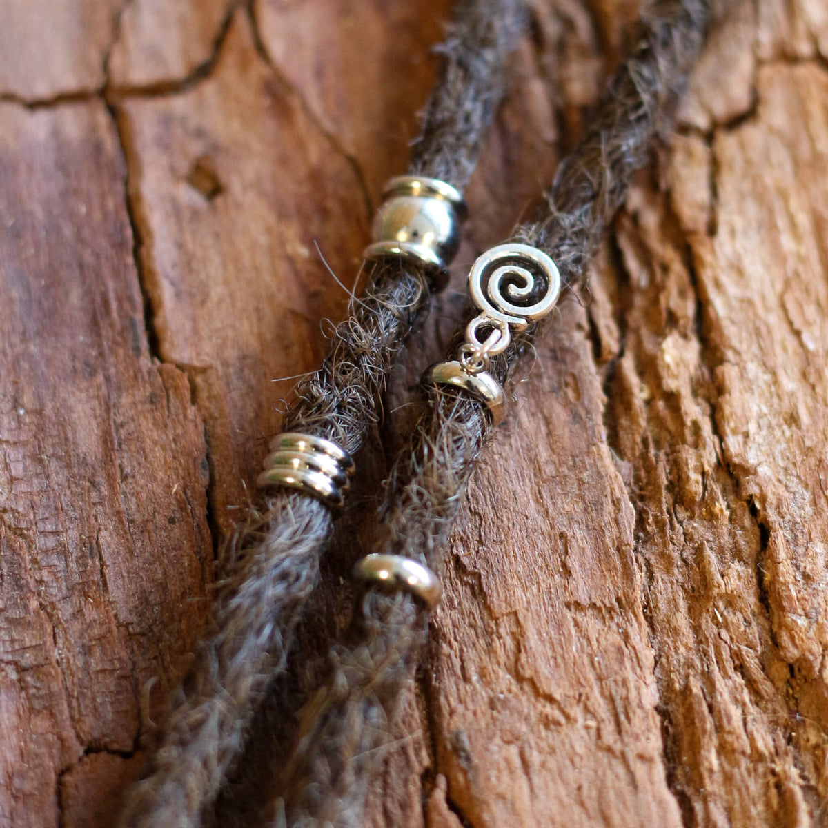 Silberne Spiral-Dreadlock-Perlen