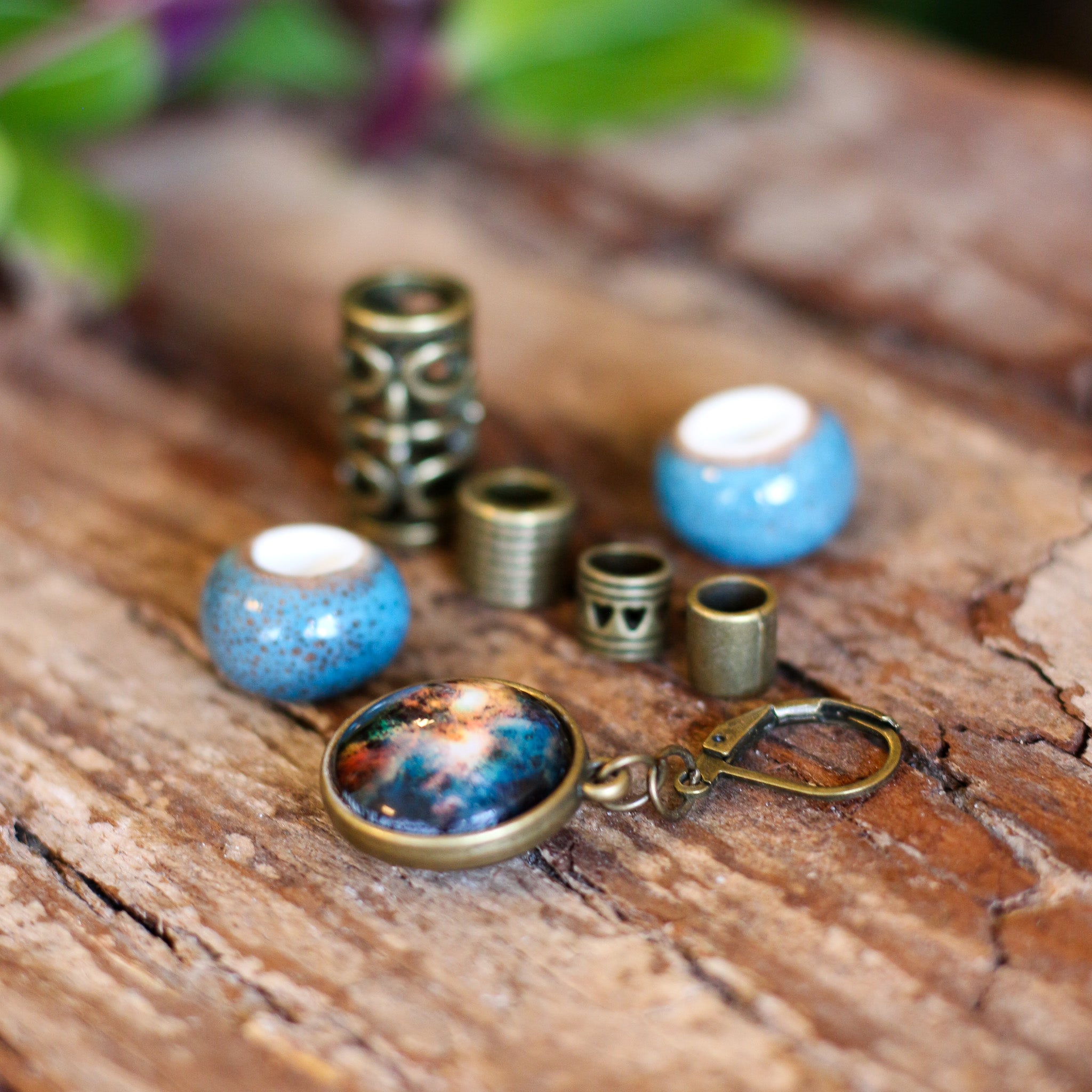 Small Accents Univers Bead Set